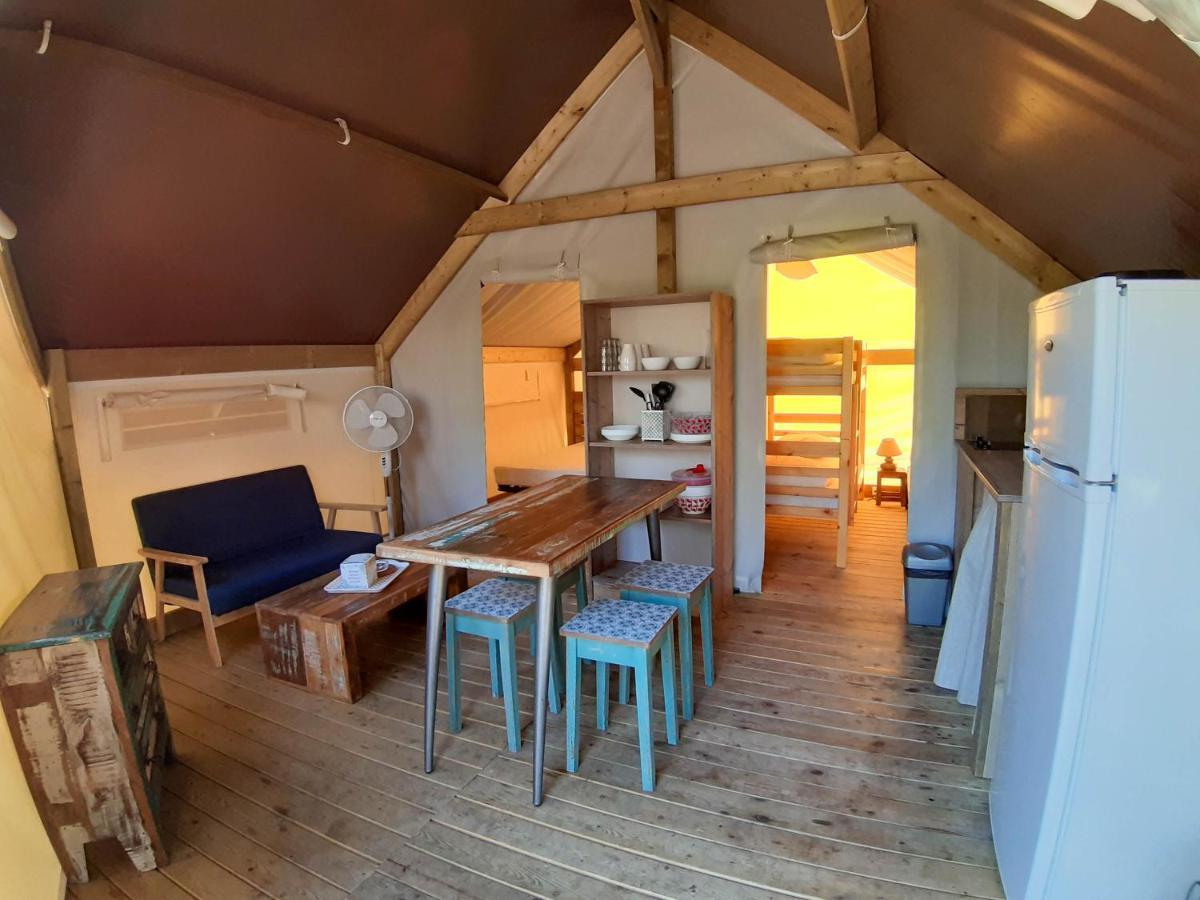 Le Beau Veze Hotell Carqueiranne Eksteriør bilde